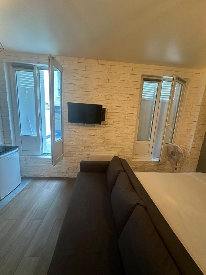 Super Location Meets Charming Studio -Ecole Militaries Champ De Mars - 7Th Arrondisment Apartment Paris Luaran gambar